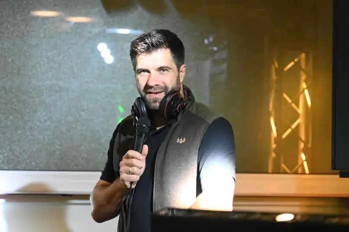 In der Disco sorgte DJ „Rokko“ für beste Stimmung.