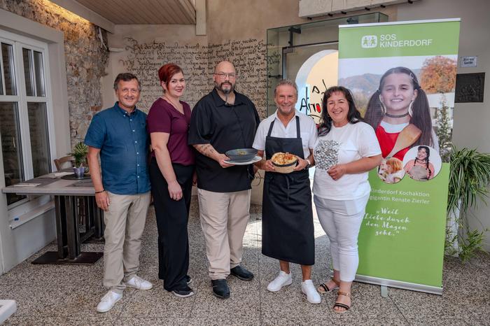 Gerald Stöckl, Sabine und Roland Steiger, Gottfried Würcher und Renate Zierler (von links)