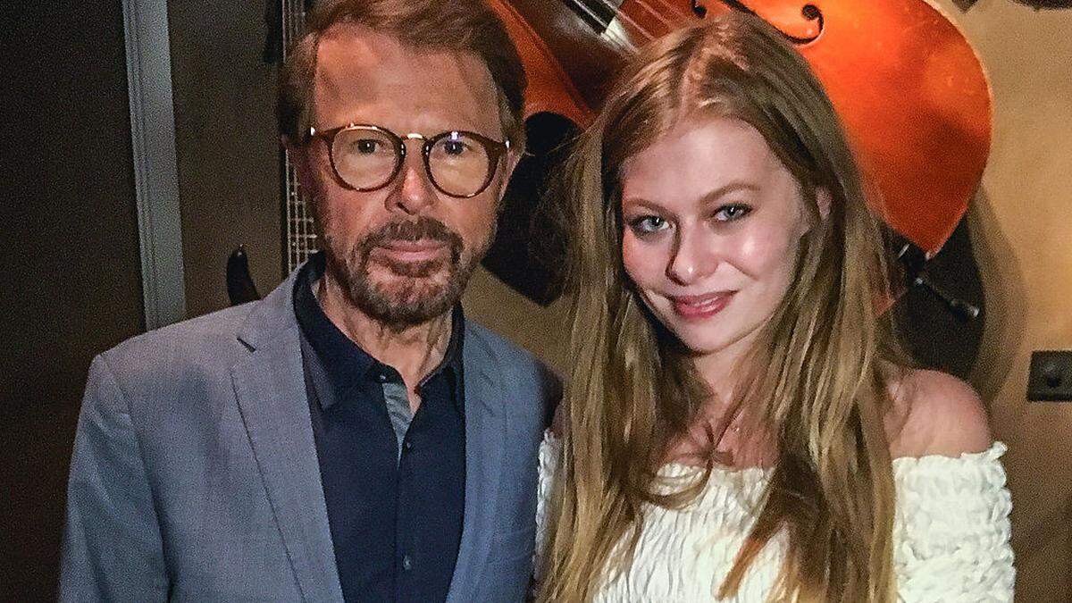 ABBA-Legende Björn Ulvaeus mit der beeindruckten Zoë. 