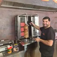 Adem Demir in seinem neuen Laden
