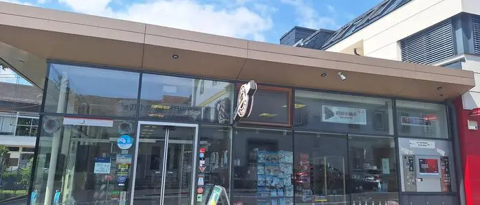 Dank einer Sondergenehmigung hat die Trafik Postl im Ortszentrum von Grafendorf von Montag bis Sonntag geöffnet