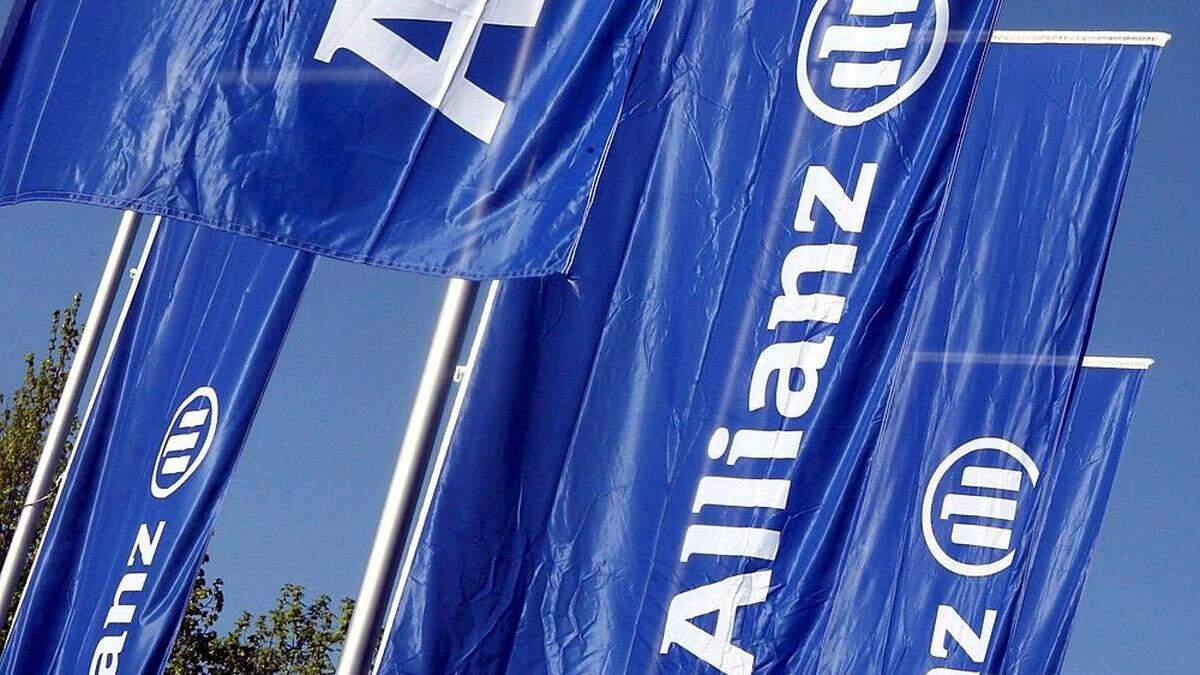 Die Allianz Versicherung will auch eigene Aktien im Wert von  bis zu drei Milliarden Euro zurückkaufen