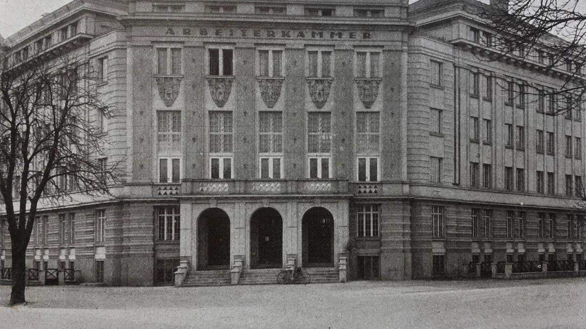 Das erste AK-Gebäude in Klagenfurt von 1924 war gleichzeitg das erste AK-Gebäude weltweit