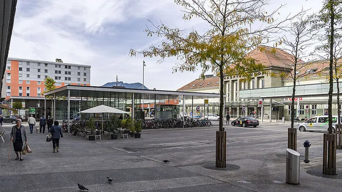 "Bitte aussteigen" hieß es für den Steier am Bahnhof Villach