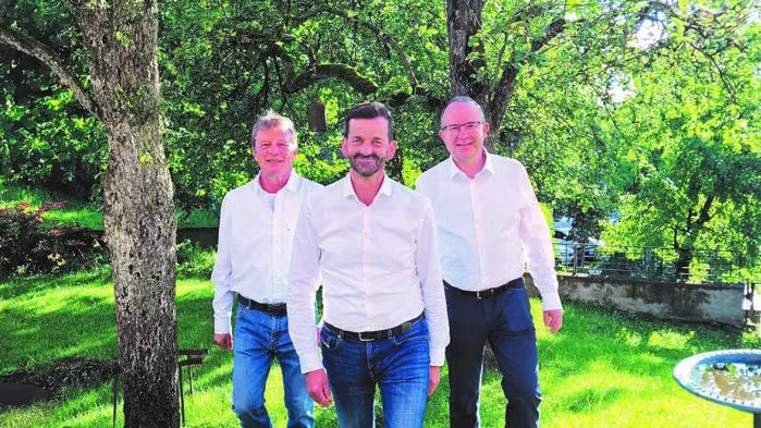 Neue Allianz. Heiner Hammerschlag, Bürgermeister-Kandidat Georg Schweiger-Kwiatkowski, Hans-Jörg Zwischenberger (von links)
