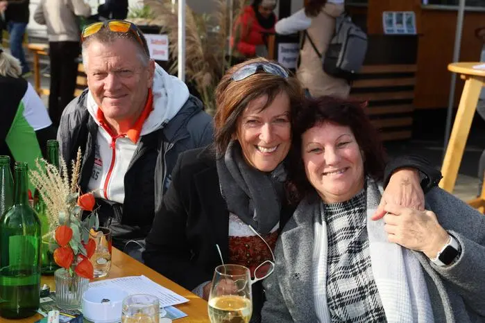 Das Fest lockte nicht nur heimische Wein- und Kastanienliebhaber nach Klöch, sondern auch  zahlreiche Touristen