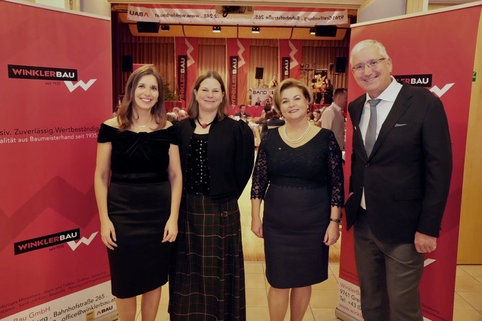 Christina Winkler-Steinwender, Bürgermeisterin Karoline Turnschek, Margit und Karl Winkler