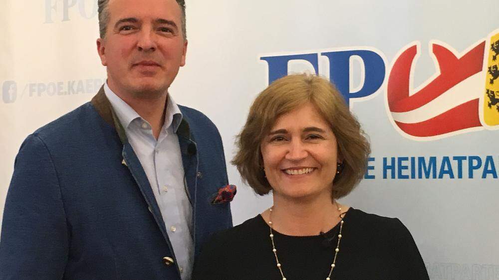 Elisabeth Dieringer-Granza, hier mit FPÖ-Klubobmann Gernot Darmann, wird die Entscheidung der Staatsanwaltschaft freuen