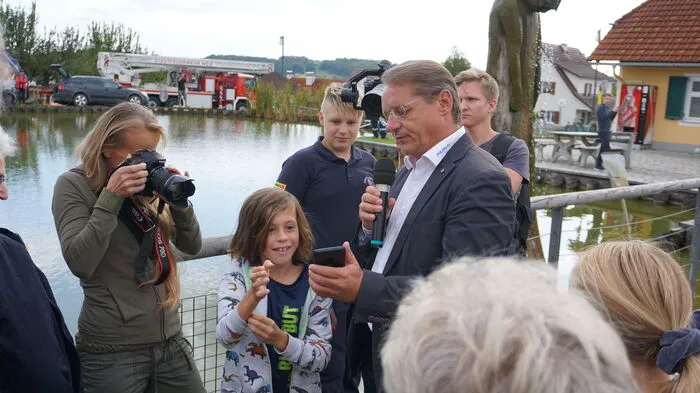 "Explosion" beim Garten der Generationen in Krottendorf. Ein Notruf wird getätigt...