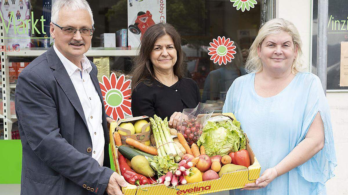 Caritas-Franz Waltl, Doris Kampus und Sigrid Wimmer(VinziMärkte). 