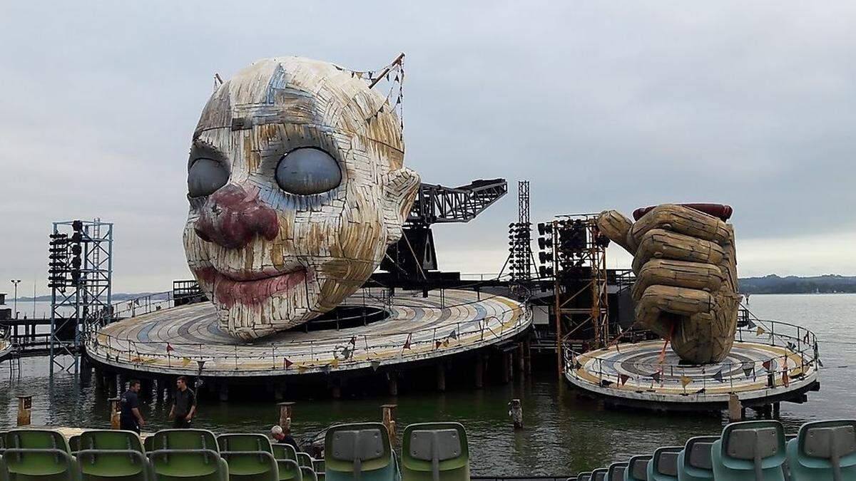 Bregenz: Der Clownskopf wird eingewintert