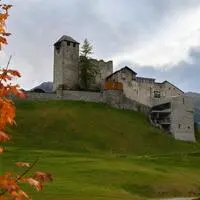 Arbeiten an der Burg Heinfels werden ebenfalls unterstützt