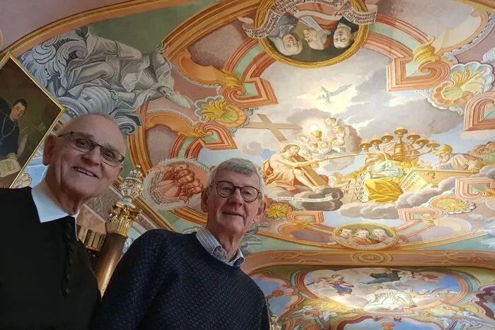 Pater August Janisch mit Amonte-Biograf Günter Theuerkauf