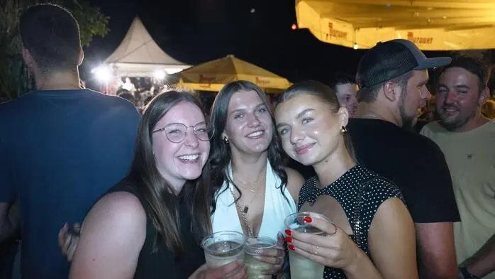 Volles Haus, bebende Bässe und beste Stimmung: Beim traditionellen Gartenfest der Landjugend Kobenz wurde der idyllische Obstgarten des Gasthauses Rainer am Samstagabend wieder in eine riesige Partyzone verwandelt.