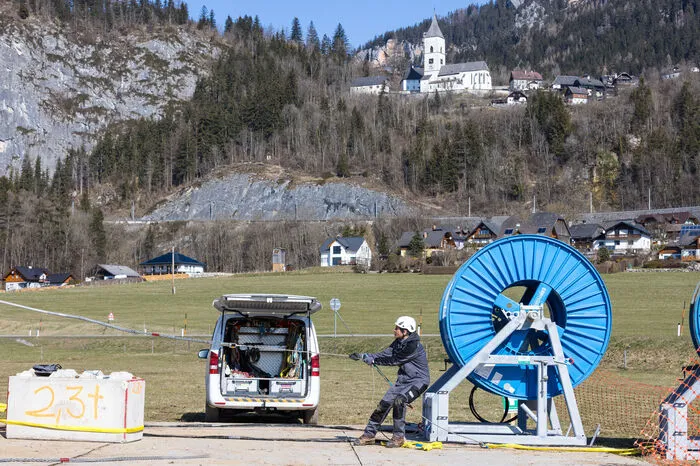 Am Freitag, 26. März 2021, wurden Seilzugarbeiten in Trautenfels durchgeführt.