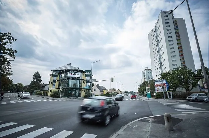 Die Grazer Einfahrtsstraßen (Triester und Kärntner Straße, etc.) wuchern vor sich hin. Ein bisschen Um- und Ausbau da, viel neuer Wohnbau dort. Aber ein klares Konzept, wie Graz seine Besucher willkommen heißen will? Das vermisst Markus Bogensberger vom HDA schmerzlich.