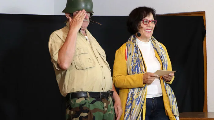 Wachmeister "Schlurf" Peter Kowal und Hannelore Fradler.