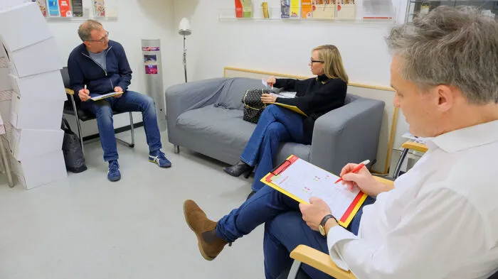Armin Wolf, Nadja Bernhard und Tarek Leitner arbeiten und wohnen zwei Wochen durchgehend am Küniglberg.
