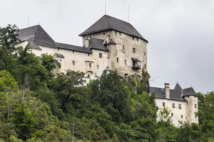 Das Anwesen liegt mitten im Natura-2000-Schutzgebiet Mannsberg-Boden.