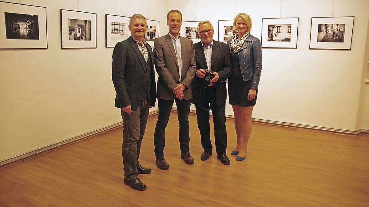 Bürgermeister Christian Sander, Andreas Schalk, Hans Schrotthofer und Kulturreferentin Sabine Kaltenbrunner (v.l.) 	