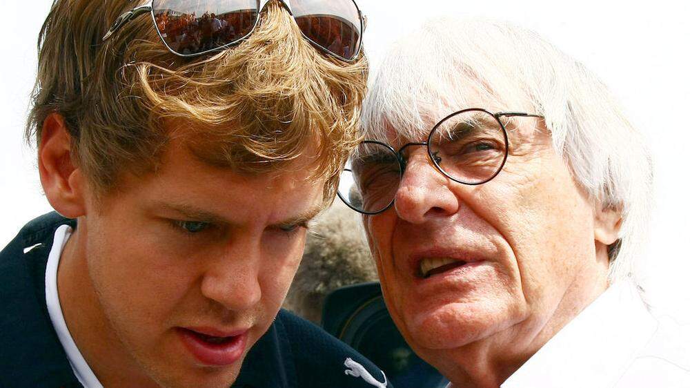 Bernie Ecclestone (rechts) rügt Sebastian Vettel 