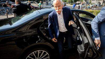 Daimler-Chef Dieter Zetsche auf dem Weg zum deutschen Verkehrsminister