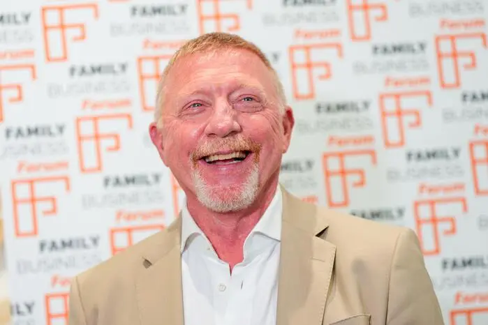 Der frühere Tennisprofi Boris Becker wurde im November 2025 zum fünften Mal Vater - einen Tag vor seinem 58. Geburtstag kam seine Tochter Zoë Vittoria auf die Welt.