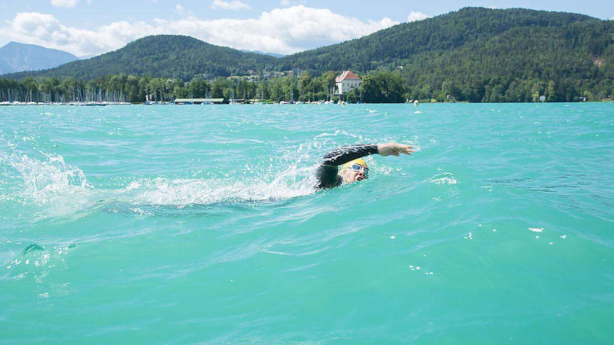 Auf der Ironman-Schwimmstrecke war von Kleine Zeitung-Redakteur Martin Quendler letzter Einsatz gefragt