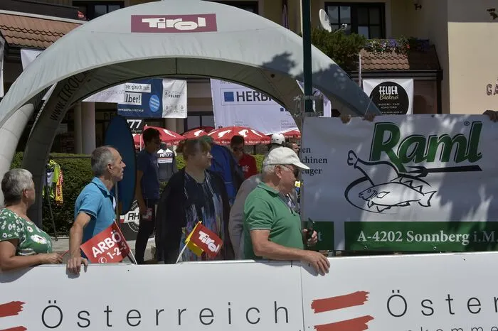 Nach der Siegerehrung begeisterten die jungen Radsportler der "Banana Crew" aus Hartberg mit ihren akrobatischen Radstunts das Publikum