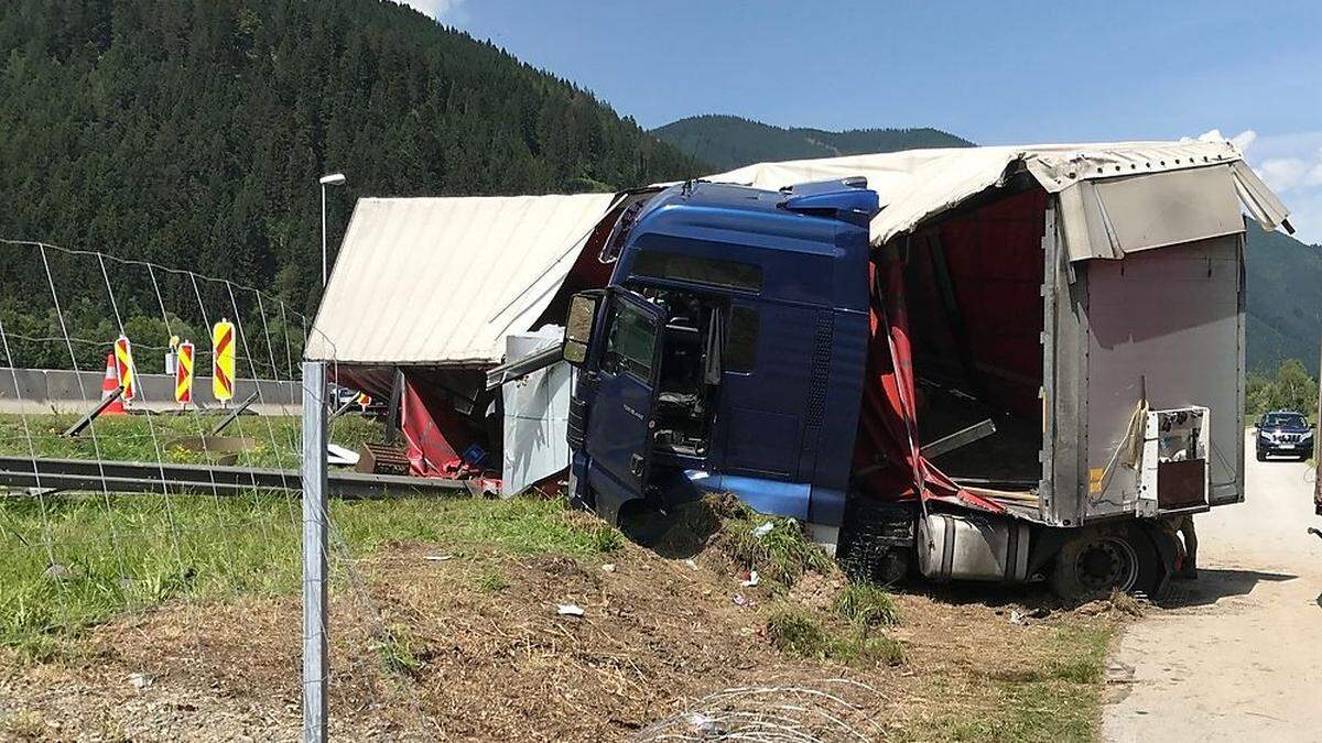 Der verunfallte Lkw