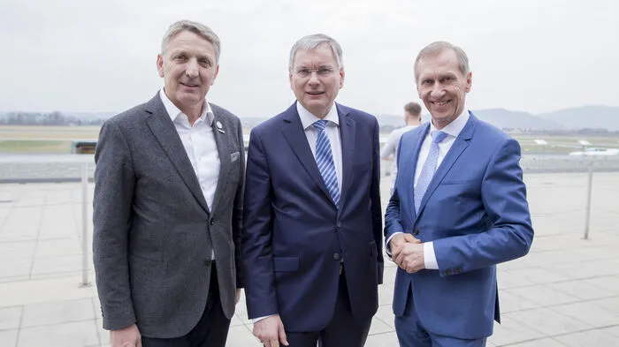 Die Arbeiterkammer lud zu den Stiftingtaler Gesprächen ein. Im Fokus lag das Thema Digitalisierung der Arbeitswelt. Neben AK-Präsident Josef Pesserl nahmen auch Wirtschaftskammer-Präsident Josef Herk und Sozialminister Alois Stöger teil.