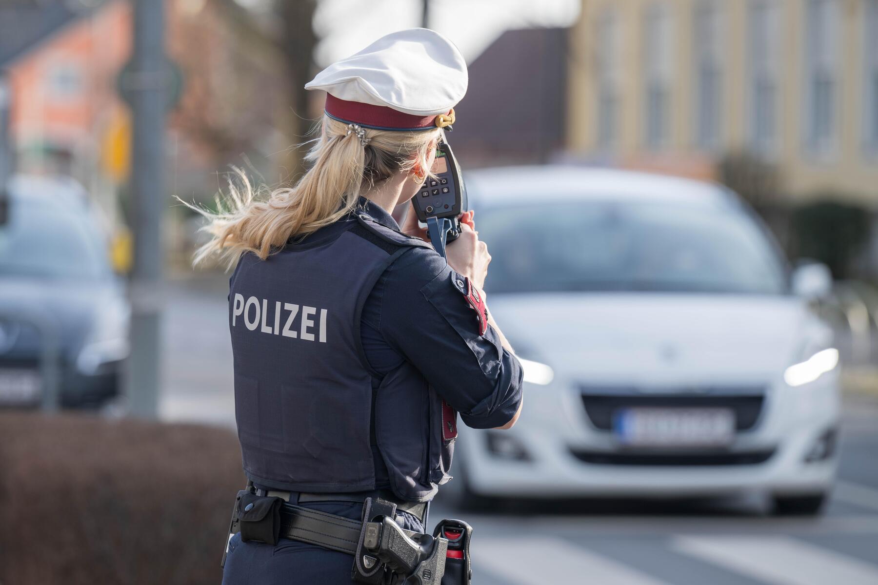 Triester Straße in Graz: 116 km/h im Stadtgebiet: Raser wurde Auto abgenommen