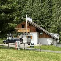 Die Lage der Liegenschaft des Gasthauses Gemeindealm in der Eisenerzer Ramsau 