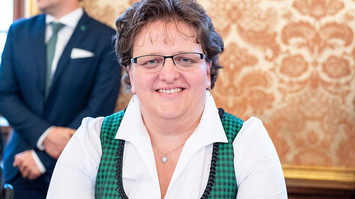 Silvia Karelly, Volkskultur-Sprecherin der Steirer-VP