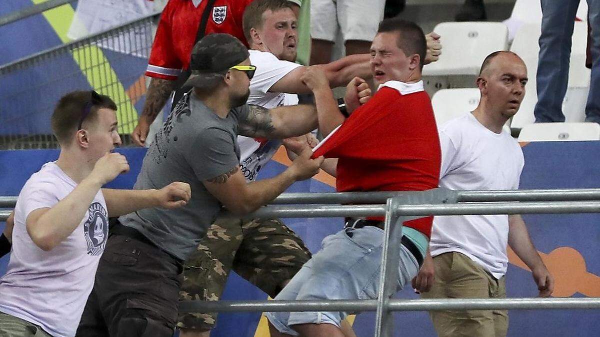 Hooligans im Stade de Vélodrome