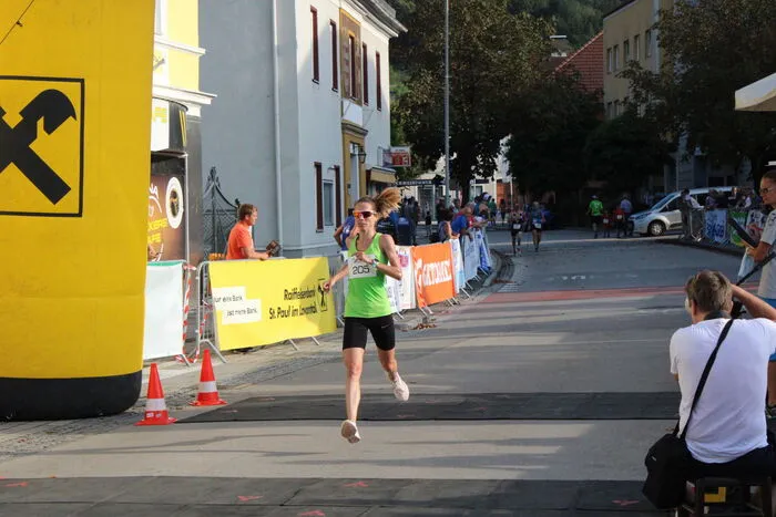 Klicken Sie sich durch unsere Bilder vom Start bis hin zum Zieleinlauf!
