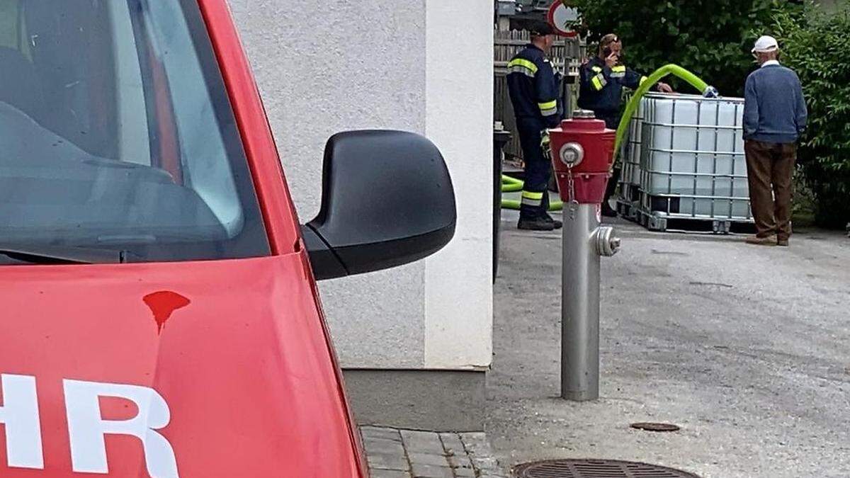 Bei der Feuerwehr Wörschach wurde eine Versorgungsstelle  eingerichtet. Die Bevölkerung konnte sich dort versorgen