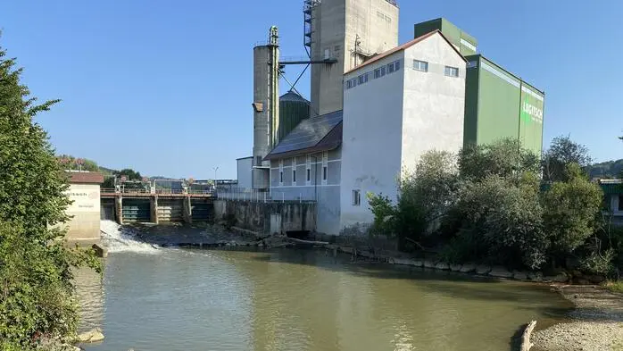 Kleinwasserkraftwerke wie bei der Firma E-Lugitsch an der Raab bei Gniebing produzieren derzeit kaum bis gar keinen Strom
