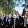 Nationalratspräsident Wolfgang Sobotka (ÖVP), Vizepremierminister Polens Piotr Glinski, Bundespräsident Alexander Van der Bellen, seine Gattin Doris Schmidauer und weitere Mitglieder der Regierung