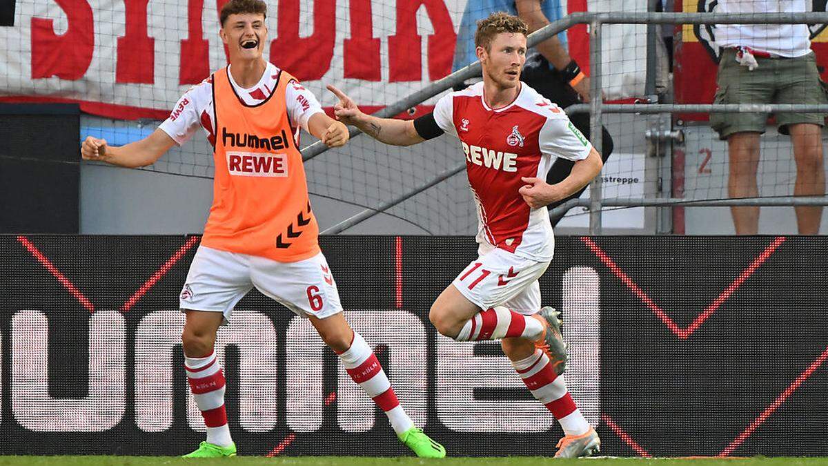 Florian Kainz (rechts) jubelte über seinen Treffer gegen Schalke.