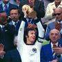 Franz Beckenbauer wurde als Spieler 1974 Weltmeister. Später schaffte er dieses Kunststück noch als Trainer