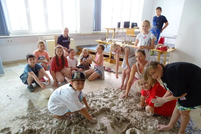 Nach der Arbeit der Kinder ist davon nichts mehr zu sehen.