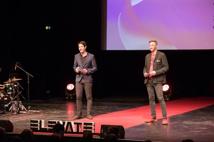 Bis Sonntag servieren die Elevate-Macher Bernhard Steirer und Daniel Erlacher noch Diskursprogramm zum Thema "Truth" ...