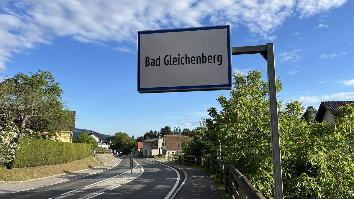In Bad Gleichenberg wurde eine Villa beschmiert, die Art Genossenschaft Straden vermutet eine Verbindung zu einer ihrer Kunstaktionen