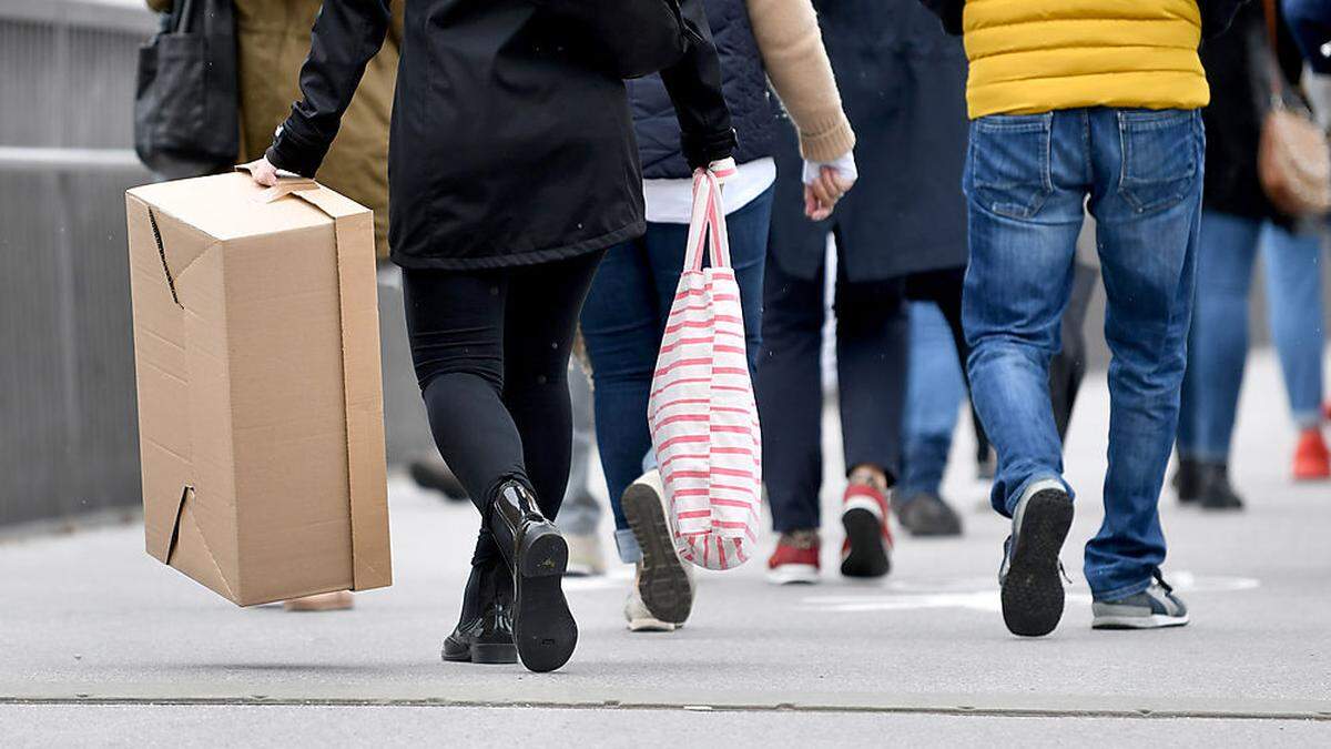 Trotz Teuerung haben die Österreicherinnen und Österreichr fleißig eingekauft