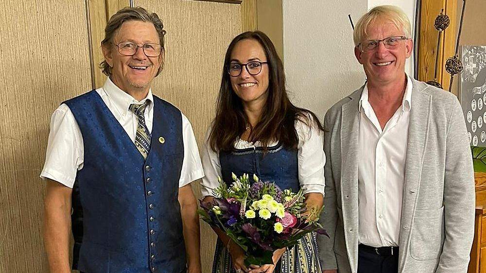 Obmann Gerald Melcher, Chorleiterin Desireé Deiser, Bürgermeister Wolfgang Gallant