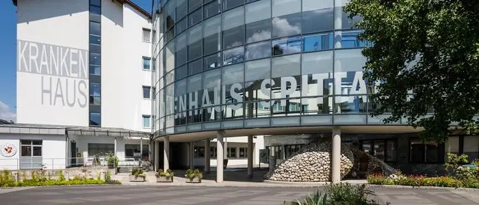 Ins Krankenhaus Spittal wurden die beiden Verletzten eingeliefert