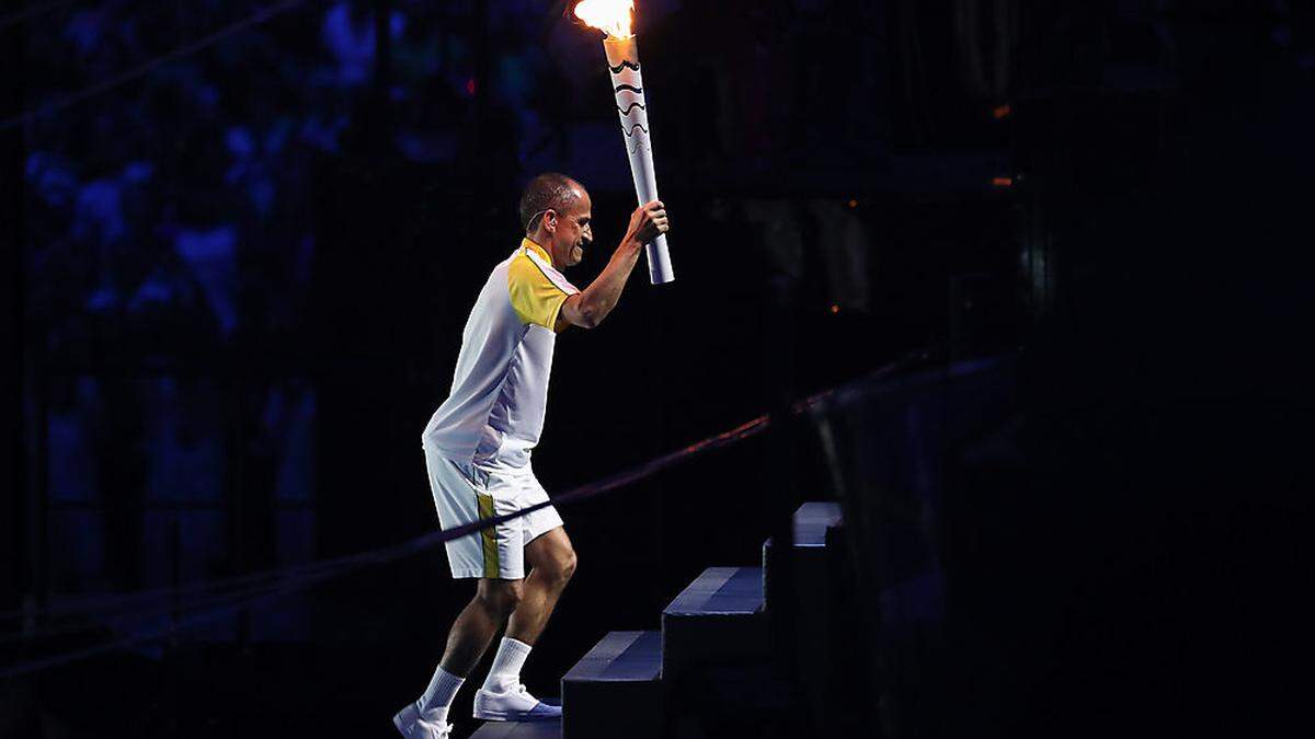 Vanderlei de Lima vor dem Entzünden der olympischen Flamme