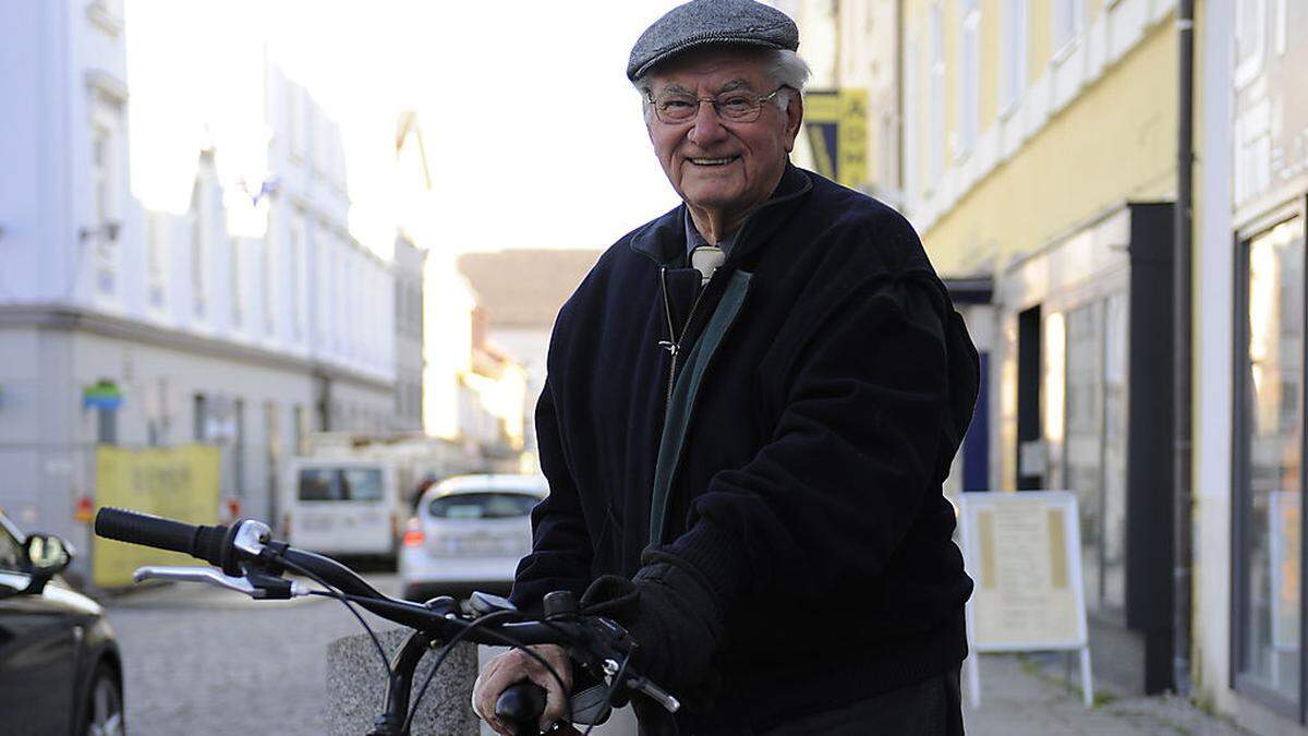 Albert Oberhofer: 90 Jahre alt und noch immer flott unterwegs