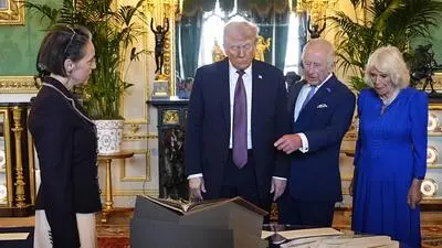 Im September 2025 empfing das Königspaar zuletzt den US-Präsidenten. Damals gab es große Proteste gegen Trump.